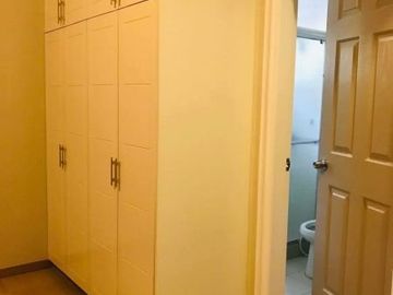 Five Bedroom 2-Storey Furnished House with pool for RENT in Hensonville Angeles City near Clark