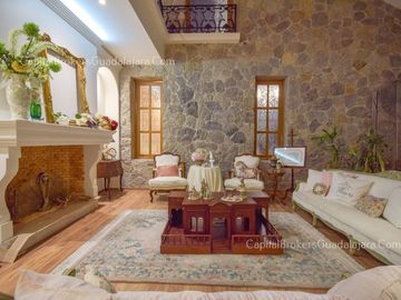 Casa Lujo en venta o renta en el Palomar panorámica,  el Palomar Zona Sur