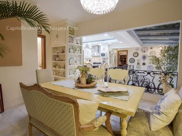 Casa Lujo en venta o renta en el Palomar panorámica,  el Palomar Zona Sur