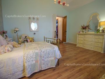 Casa Lujo en venta o renta en el Palomar panorámica,  el Palomar Zona Sur