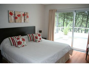 PINAMAR TERRAZAS AL GOLF CASA 7 AMBIENTES