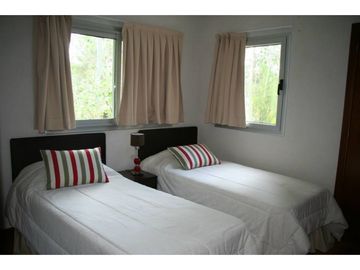 PINAMAR TERRAZAS AL GOLF CASA 7 AMBIENTES