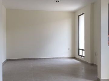 Casa exclusiva en  en venta. Privada, áreas verdes y cerca de todo