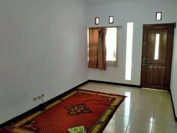 Rumah minimalis siap huni di parongpong dekat cihanjuang