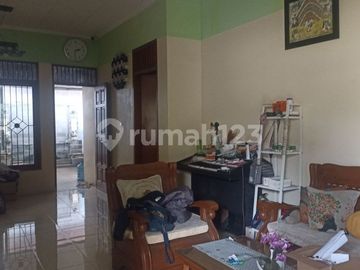 Rumah 1 Lantai, Dekat Pintu Tol Limo, Free Tanah 60Meter²