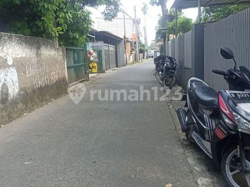 Rumah 1 Lantai, Dekat Pintu Tol Limo, Free Tanah 60Meter²