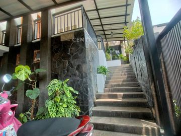 Rumah Mewah Ada Kolam Harga Menarik  Renang Di Bintaro Sektor 9
