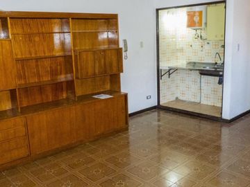 Departamento en Venta - Monoambiente Luminoso en Balvanera.