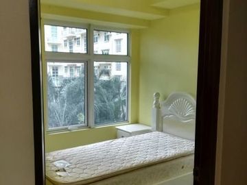 Rent:Two Serendra Bonifacio Global City - 3 Bedroom