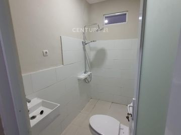 Dijual Rumah Model Retro Clasic Full Renovasi Di Depok