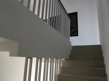 Rumah Syariah Dua Lantai Kota Bogor Lokasi Strategis Dekat Tol Bonus Kitchen Set
