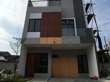 Rumah Syariah Dua Lantai Kota Bogor Lokasi Strategis Dekat Tol Bonus Kitchen Set