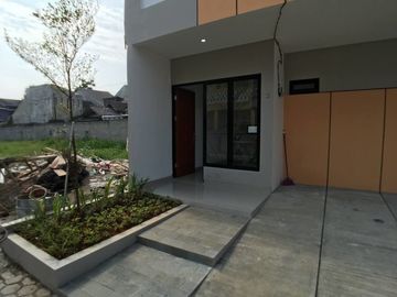Rumah Syariah Dua Lantai Kota Bogor Lokasi Strategis Dekat Tol Bonus Kitchen Set