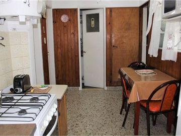 Casa PH en venta en Villa Dominico