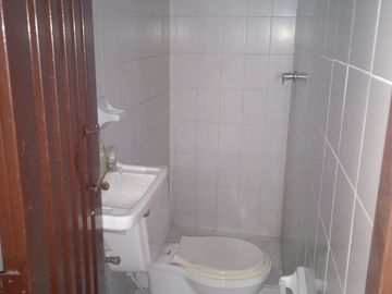 casa en venta en santa teresita. Cod V10196