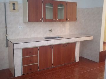 casa en venta en santa teresita. Cod V10196
