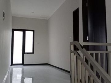 Rumah Sutorejo BARU GRESS, FREE TANDON+SANYO