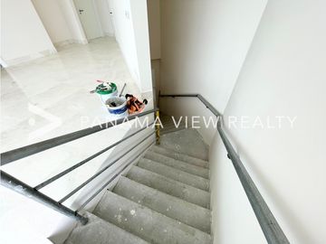 SEASCAPE PENTHOUSE OCEAN REEF / PUNTA PACIFICA / VENTA