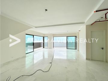 SEASCAPE PENTHOUSE OCEAN REEF / PUNTA PACIFICA / VENTA