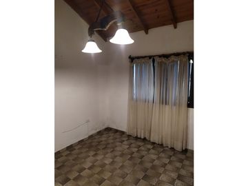 CASA 3 DORMITORIOS EN ACANTILADOS A METROS DEL MAR