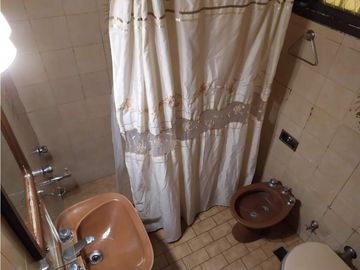 CASA 3 DORMITORIOS EN ACANTILADOS A METROS DEL MAR