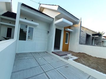 Aman, One gate perumahan di Klaten