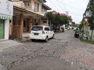 Dijual Kost Eklusive Full furnish di Condong Catur