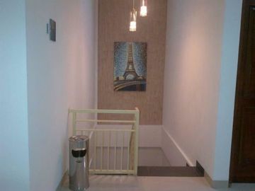 Dijual Kost Eklusive Full furnish di Condong Catur