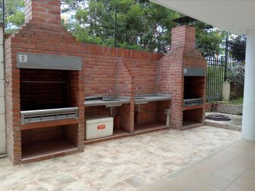 Venta de Apartamento en Floridablanca, C.R Altos de Aranjuez. Cod V8732