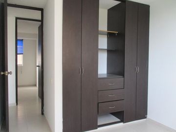 Venta de Apartamento en Floridablanca, C.R Altos de Aranjuez. Cod V8732
