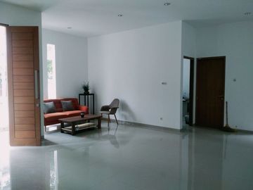 SUPER MEWAH, RUMAH SIAP HUNI DI PUSAT KOTA JOGJA