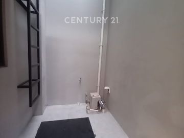 Disewakan Rumah Brand New Cluster Viola Summarecon Crown Gading