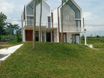 rumah cantik 2 lantai bisa inhouse di malang