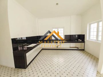 Dijual Villa Komplek Medan Resort City/ Merci / Mercy View Danau