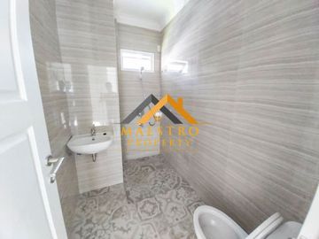 Dijual Villa Komplek Medan Resort City/ Merci / Mercy View Danau