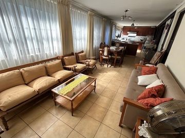 Casa en Venta de 4 Dorm 2Baños 4 Estac en Talca