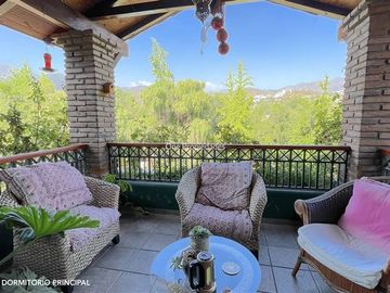 Casa en Venta en Huinganal Casa en Venta | 4D4B y servicio | Lo Barnechea | One Propiedades