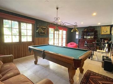 Casa en Venta en Huinganal Casa en Venta | 4D4B y servicio | Lo Barnechea | One Propiedades