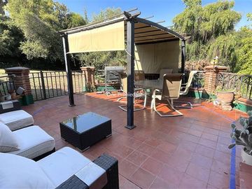 Casa en Venta en Huinganal Casa en Venta | 4D4B y servicio | Lo Barnechea | One Propiedades