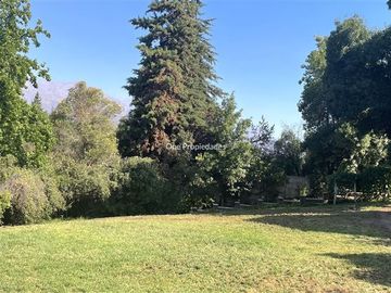 Casa en Venta en Huinganal Casa en Venta | 4D4B y servicio | Lo Barnechea | One Propiedades