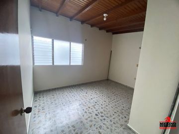 casa-local en arriendo en estadio. Cod A4544