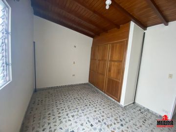 casa-local en arriendo en estadio. Cod A4544