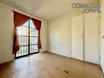 Casa en venta de 3 dorm. en Villa Alemana