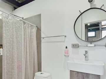 Casa en Venta San Andres, estilo Industrial, sobre calle Alvaro Obregon