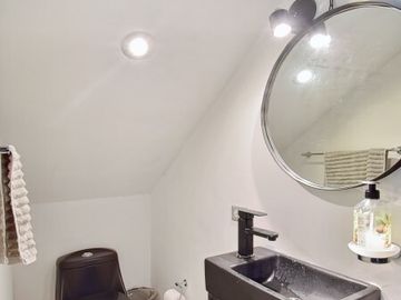 Casa en Venta San Andres, estilo Industrial, sobre calle Alvaro Obregon
