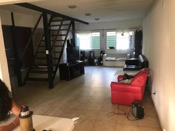 Casa en venta en Parque Leloir