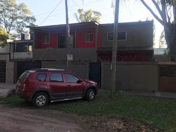 Casa en venta en Parque Leloir