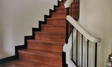 RESORT TYPE VILLA FOR SALE IN ALABANG HILLS