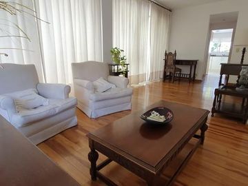 Vicente López, Florida, 2 dormitorios, 3 baños.