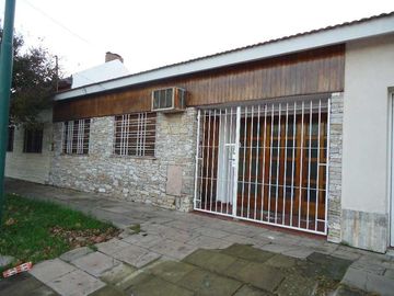 Casa PH en venta en Ituzaingo Norte